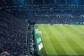 LDSports乐动-纪录新规引争议，尤文风波再升级—体坛双线震荡